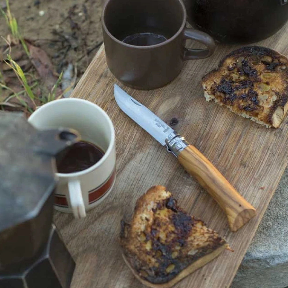 Cuchillo Opinel N°8 mango de olivo