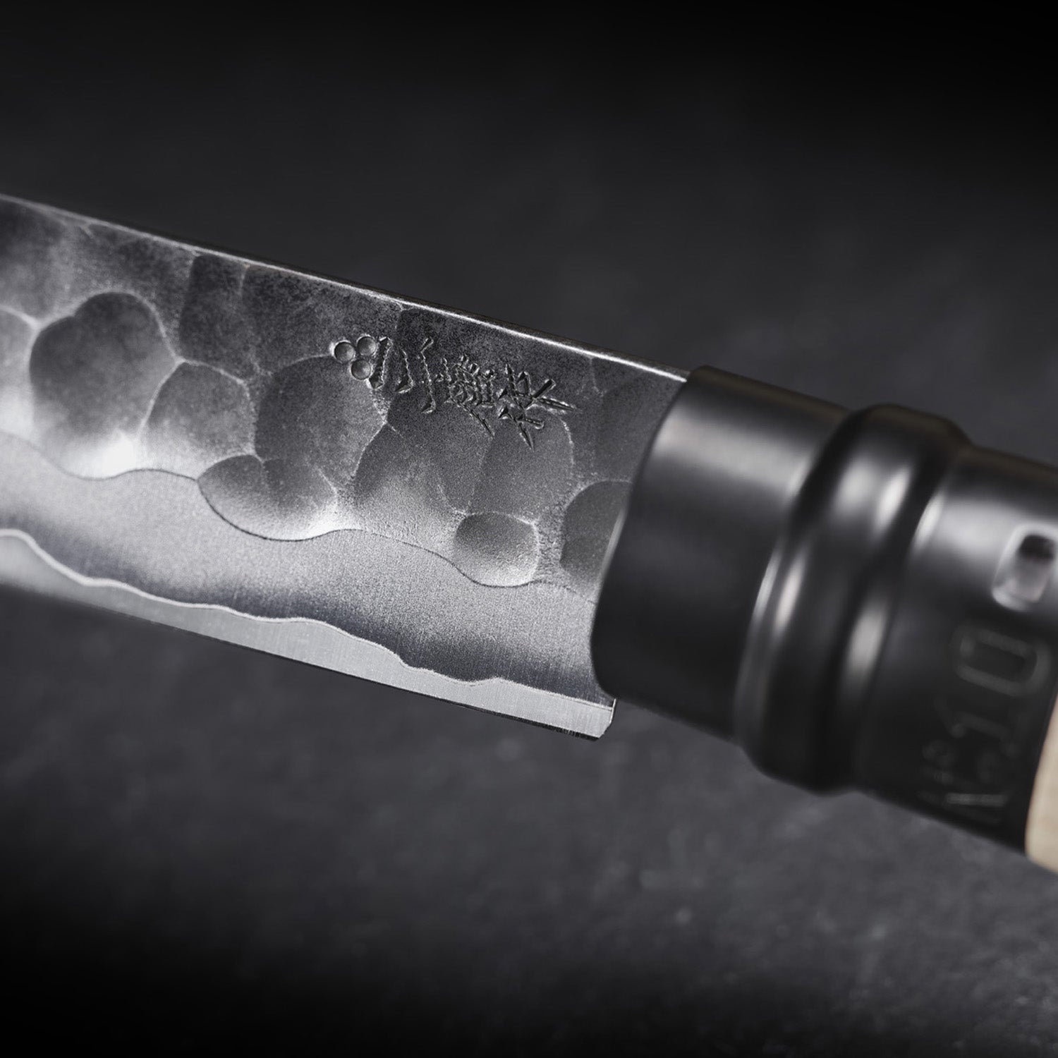 Cuchillo N°10 Forge edición especial Shiori Opinel Negro