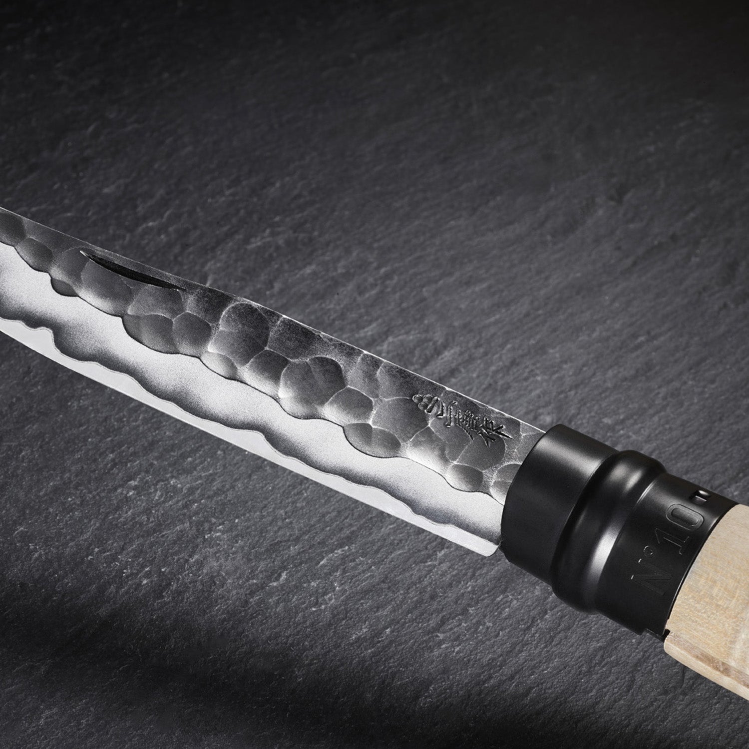 Cuchillo N°10 Forge edición especial Shiori Opinel Negro