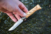 Cuchillo Opinel N°8 con grabado de montaña