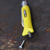 Cuchillo Opinel N°9 multiuso amarillo