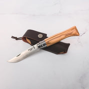 Cuchillo Opinel N°8 mango de olivo con funda