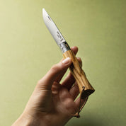 Cuchillo N°6 mango madera olivo