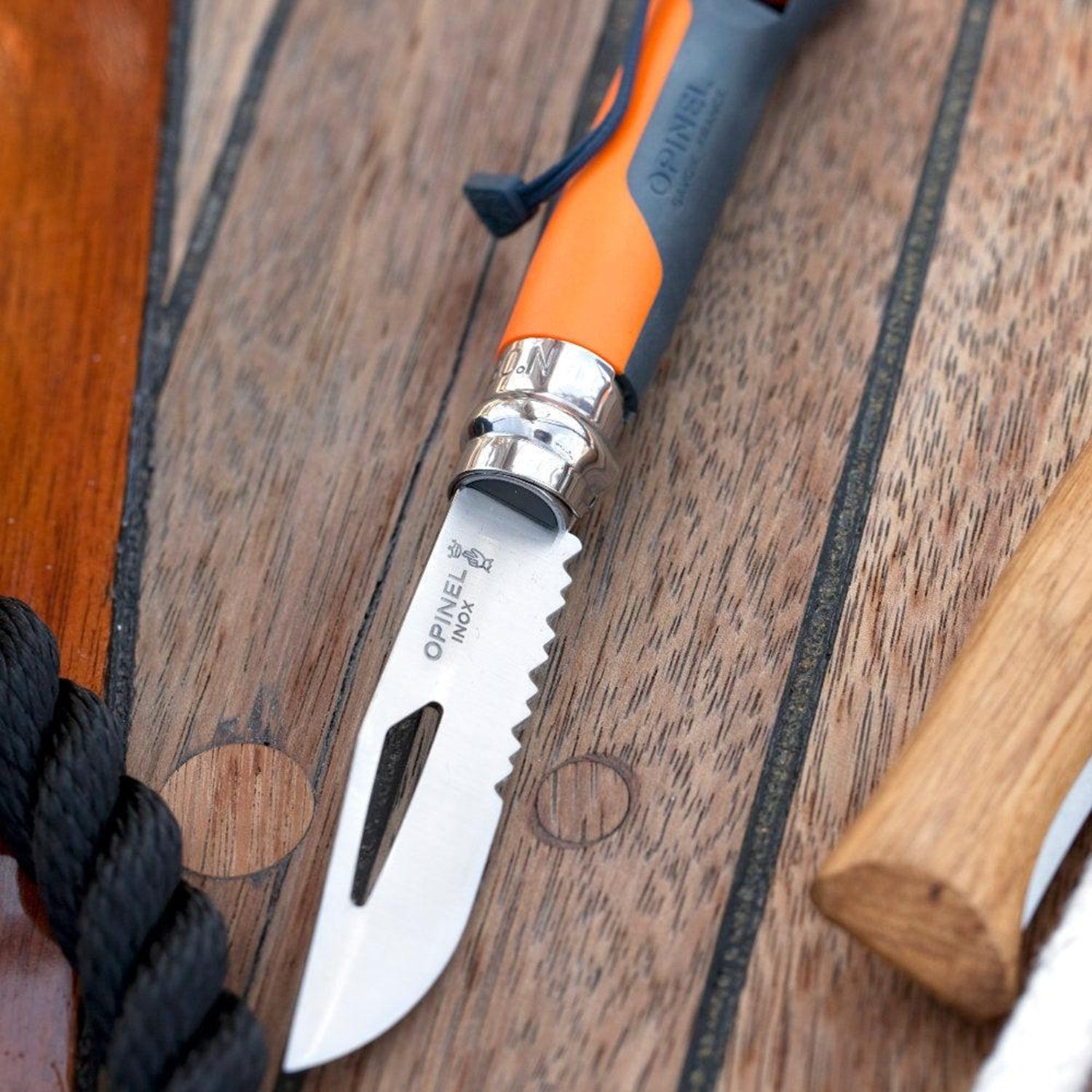 Cuchillo N°8 outdoor naranjo